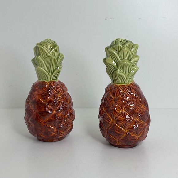 Vintage Pineapple Salt And Pepper Shakers Set 5.5" Brown Green Glazed Ceramic - Picture 3 of 6